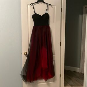 NWOT Dress the Population Maxi with gauzy layers of red and black - Small